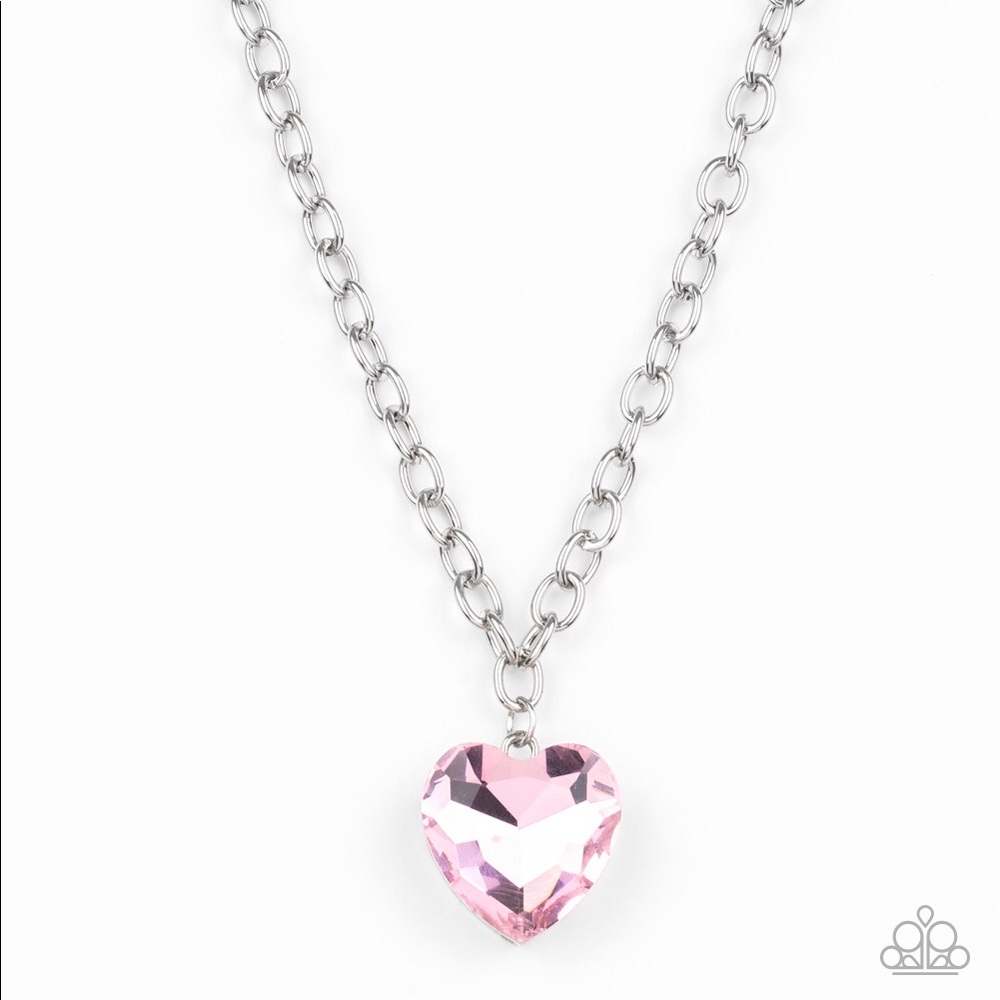 Heart necklace pink.